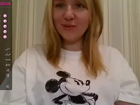 urbadkitty online show from 01/12/25, 11:17