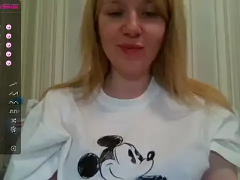 urbadkitty online show from 01/24/25, 11:37
