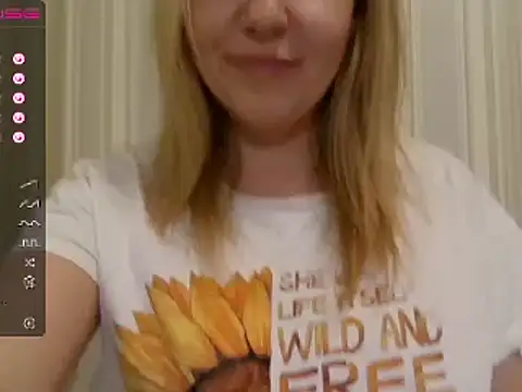 urbadkitty online show from 02/15/25, 05:07