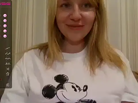 urbadkitty online show from 02/21/25, 06:04