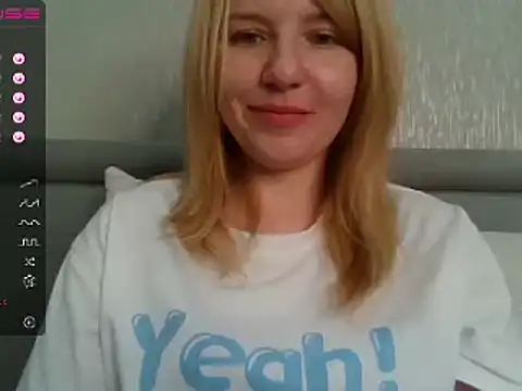 urbadkitty online show from 03/10/25, 06:38
