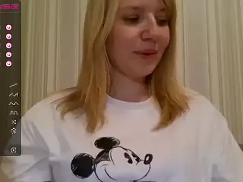 urbadkitty online show from 03/21/25, 03:35
