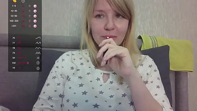 Snapshot of urbadkitty chatting on 10/22/25, 07:08 urbadkitty online show from 10/22/25, 07:08