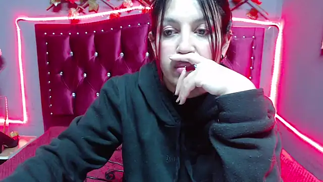 Melani cute02 online show from 01/25/25, 11:32