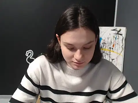 tart girl online show from 12/12/24, 10:24