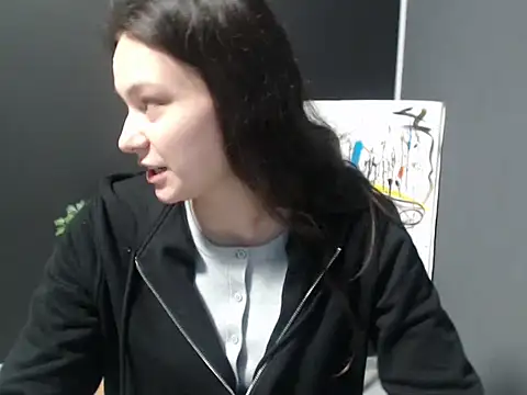 tart girl online show from 12/30/24, 10:43
