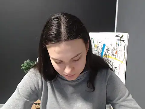 tart girl online show from 01/04/25, 07:13