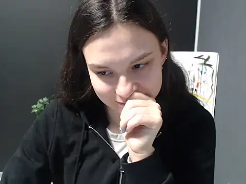 tart girl online show from 01/14/25, 10:38