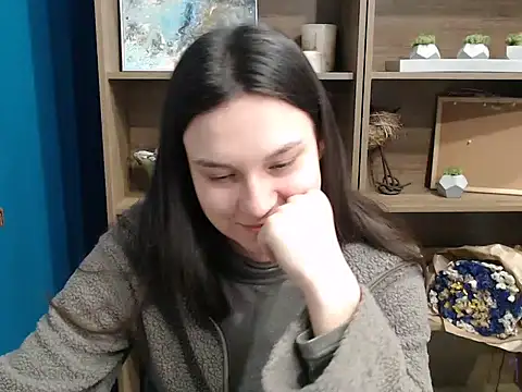 tart girl online show from 01/16/25, 10:42