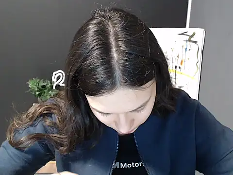 tart girl online show from 02/27/25, 07:23