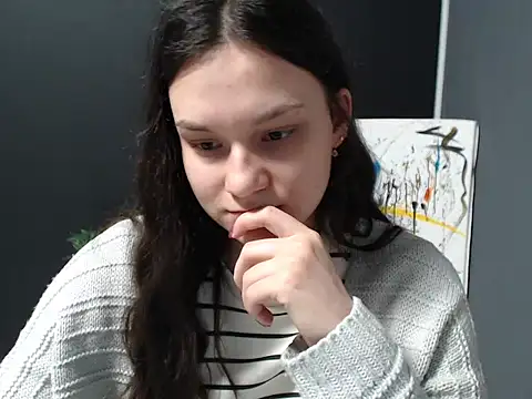 tart girl online show from 03/05/25, 10:22