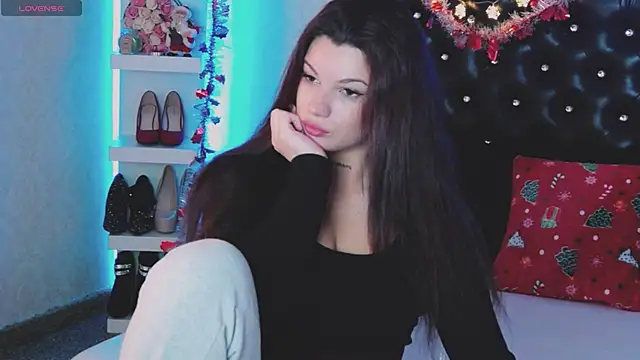 Allisonn223 online show from 12/14/25, 01:16