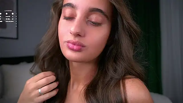 Snapshot of PiquingOgalala chatting on 11/28/25, 01:08 PiquingOgalala online show from 11/28/25, 01:08