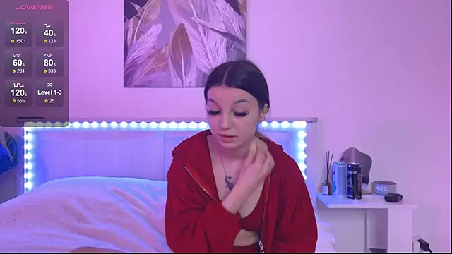 Snapshot of Veronica_leal chatting on 10/30/25, 07:21 Veronica leal online show from 10/30/25, 07:21