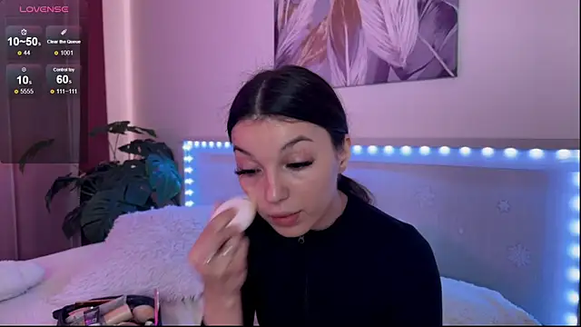Veronica leal online show from 07/14/26, 11:05