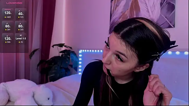 Veronica leal online show from 08/04/26, 11:46