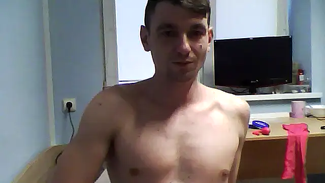 Snapshot of shufflercat chatting on 10/11/25, 02:26 shufflercat online show from 10/11/25, 02:26