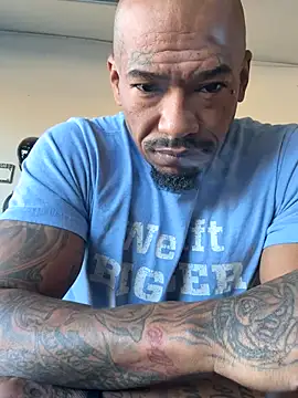 Snapshot of athephenomenal1 chatting on 10/20/25, 04:51 athephenomenal1 online show from 10/20/25, 04:51