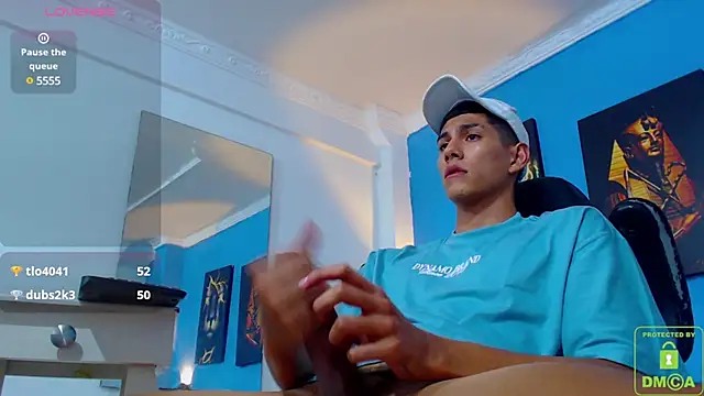 Snapshot of Valerio_20 chatting on 01/05/25, 12:42 Valerio 20 online show from 01/05/25, 12:42
