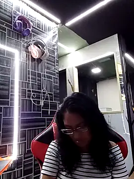 AdelinaMiran90 online show from 09/21/25, 04:03