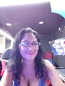 AdelinaMiran90 online show from 10/05/25, 04:00