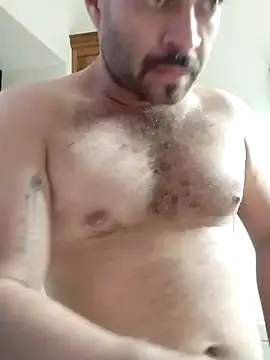 Snapshot of Rober2230 chatting on 12/22/24, 05:12 Rober2230 online show from 12/22/24, 05:12