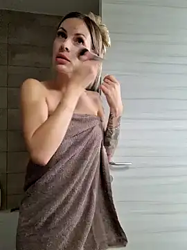 EileX official online show from 01/18/25, 09:13