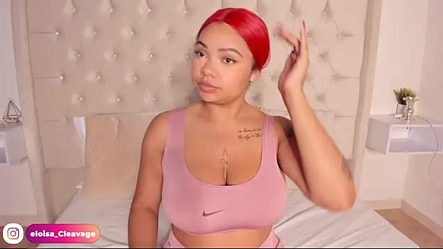 Eloisa cleavage  online show from 01/08/25, 11:10