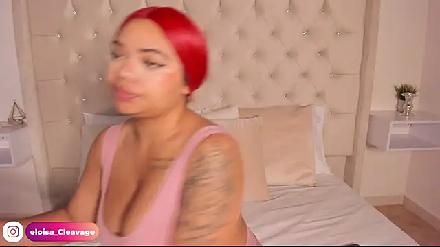 Eloisa cleavage  online show from 01/10/25, 11:11