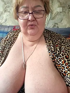 Snapshot of Awn290668 chatting on 03/06/26, 05:26 Awn290668 online show from 03/06/26, 05:26