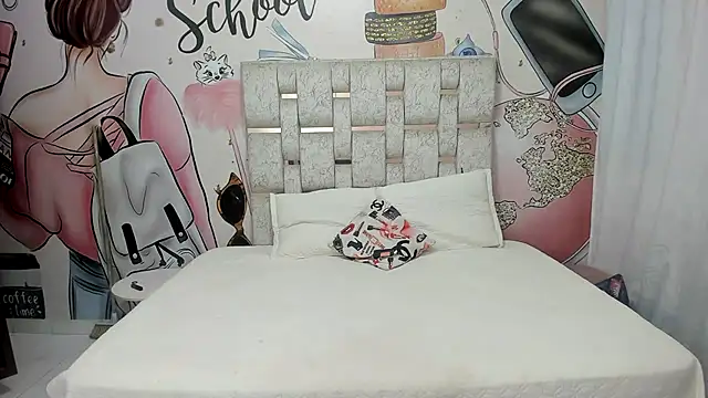 EMMA SWEETT1 online show from 01/08/25, 12:37