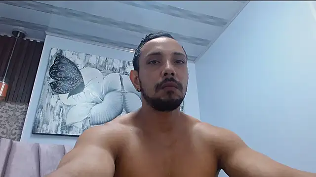 Snapshot of Thiago_Summers chatting on 12/28/24, 02:32 Thiago Summers online show from 12/28/24, 02:32