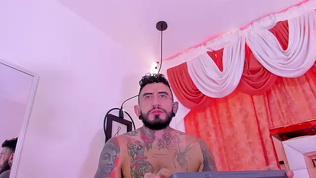 dilan scootk  online show from 05/30/26, 07:33
