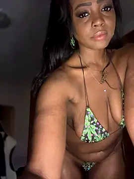 Snapshot of Blazerina chatting on 09/29/25, 09:58 Blazerina online show from 09/29/25, 09:58