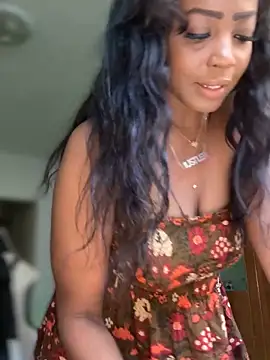 Snapshot of Blazerina chatting on 10/07/25, 09:34 Blazerina online show from 10/07/25, 09:34