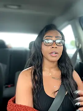 Snapshot of Blazerina chatting on 10/10/25, 07:35 Blazerina online show from 10/10/25, 07:35