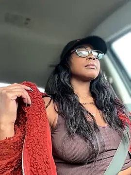 Snapshot of Blazerina chatting on 10/16/25, 05:47 Blazerina online show from 10/16/25, 05:47