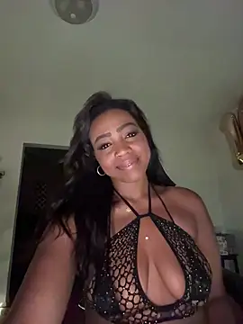 Snapshot of Blazerina chatting on 11/14/25, 05:50 Blazerina online show from 11/14/25, 05:50