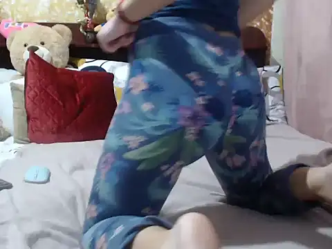 Emmatoo online show from 02/06/25, 04:14