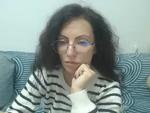Emmatoo online show from 04/30/26, 08:57