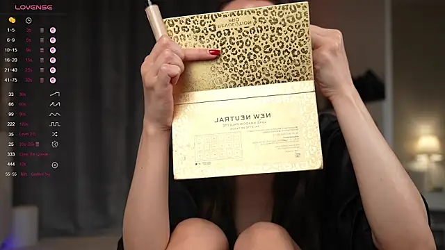 Amely Young online show from 09/28/25, 12:49