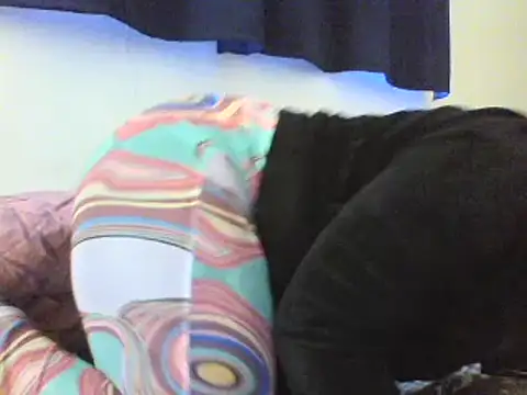 Snapshot of Sexxywetpussy chatting on 01/17/25, 06:26 Sexxywetpussy online show from 01/17/25, 06:26