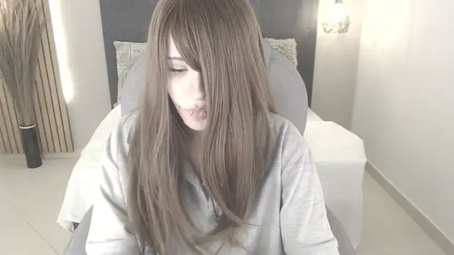 Snapshot of celestica_rose chatting on 06/11/26, 09:13 celestica rose online show from 06/11/26, 09:13