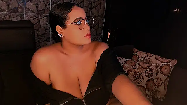 Emmacamille online show from 03/08/25, 02:12