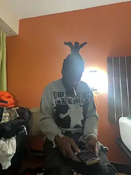 Mrbbc803 online show from 12/21/24, 05:14
