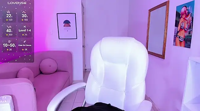 Snapshot of Angel_black_19 chatting on 01/30/25, 02:04 Angel black 19 online show from 01/30/25, 02:04