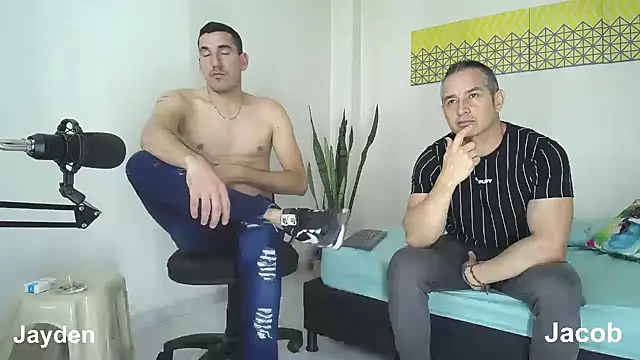 jayydenandjacob online show from 02/09/25, 07:19