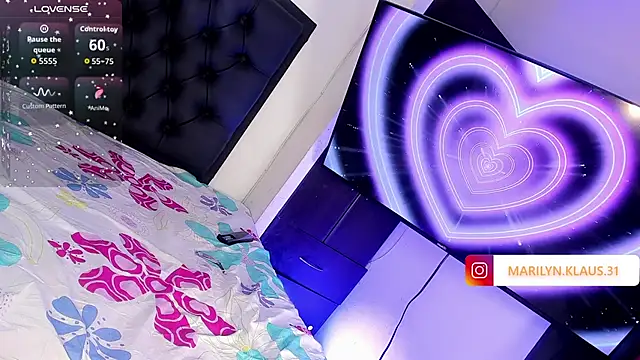 Maryonthemoon online show from 09/20/25, 04:13