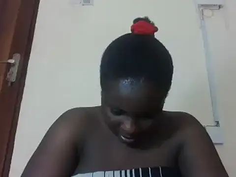 hotebbbyy online show from 12/16/24, 12:38