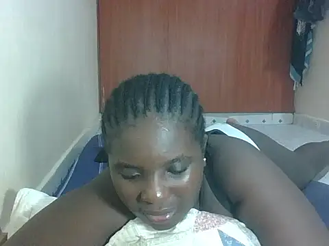 hotebbbyy online show from 05/02/26, 06:35